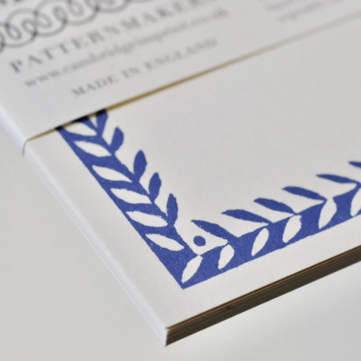 10 Postcards with Patterned Border - Scumble Blue