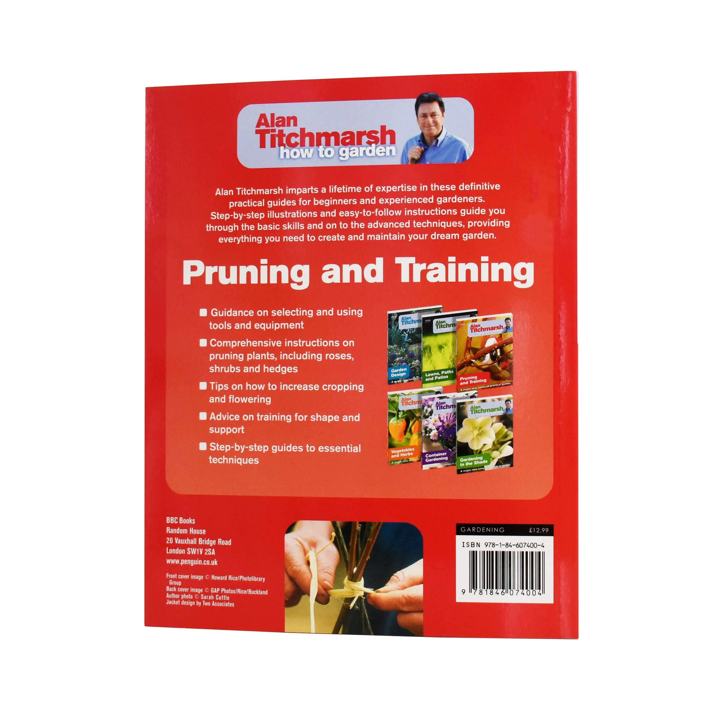 Alan Titchmarsh How to Garden: Pruning and Training- Paperback