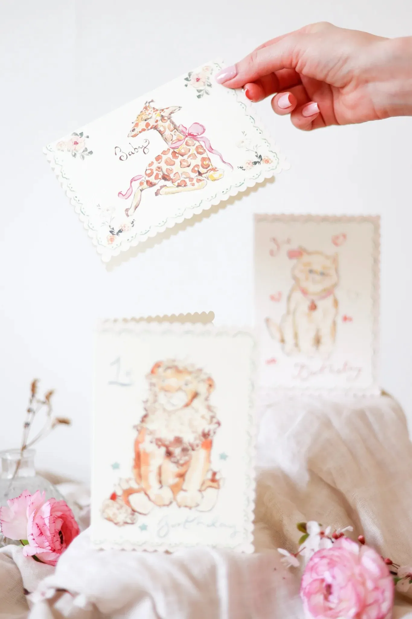 Baby Giraffe - Scalloped Edge Card