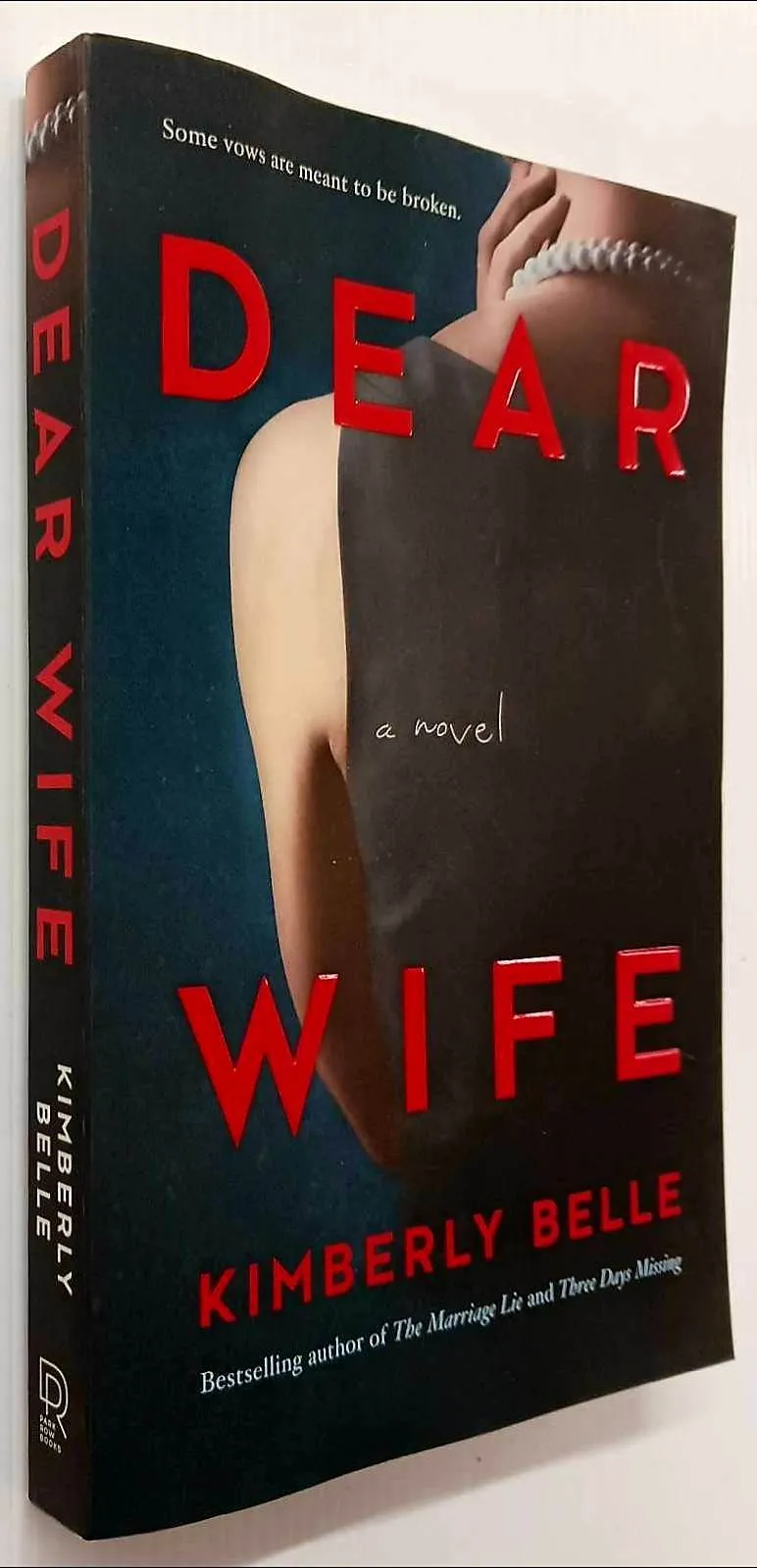 DEAR WIFE - Kimberly Belle