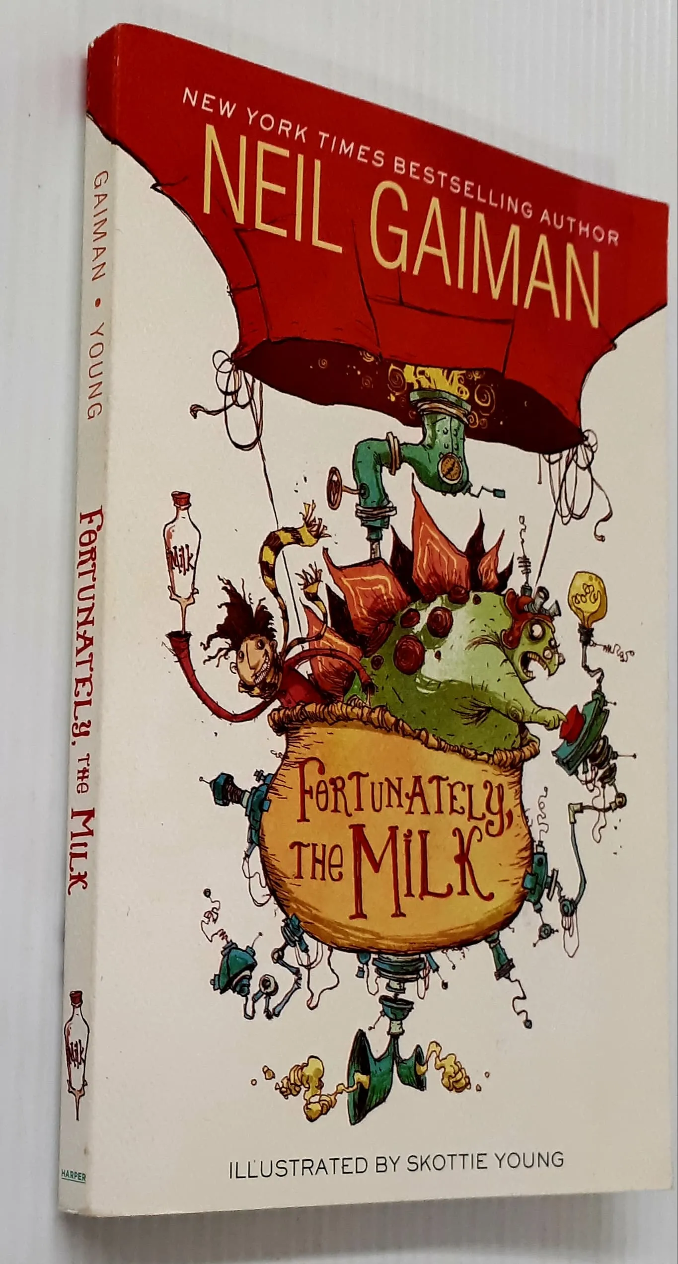 FORTUNATELY, THE MILK - Neil Gaiman
