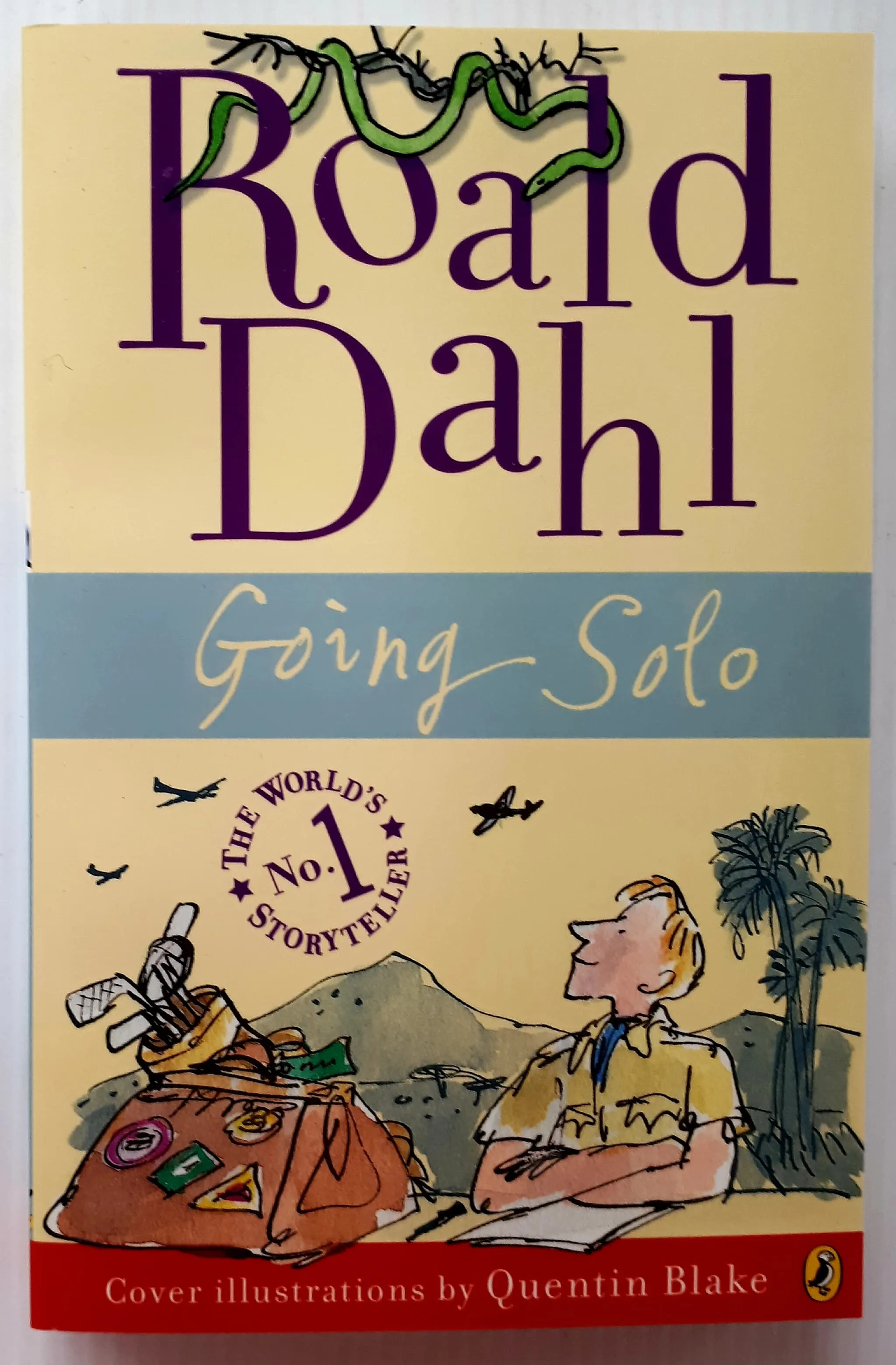 GOING SOLO - Roald Dahl