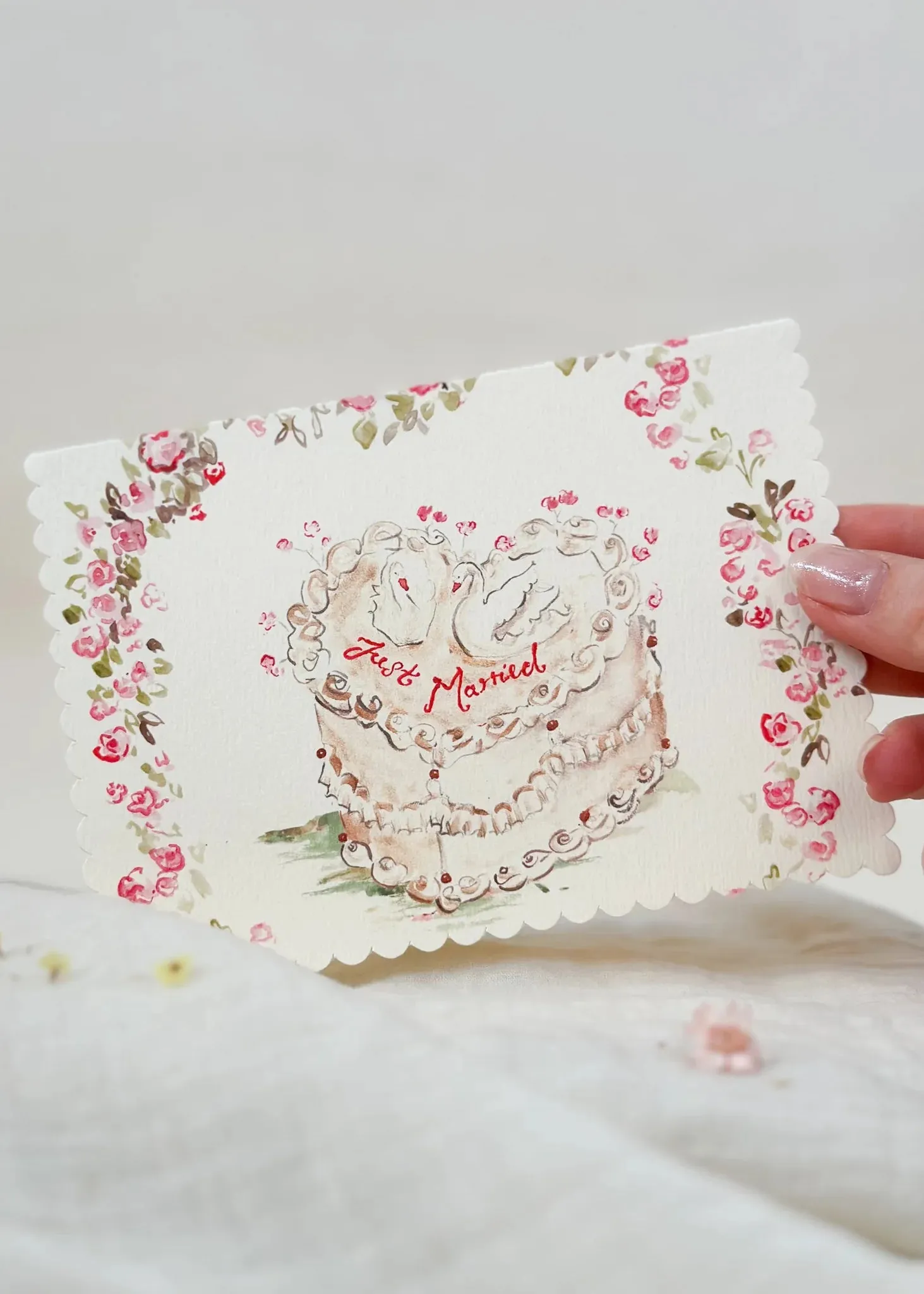 Just Married Swans Scalloped Edge Card