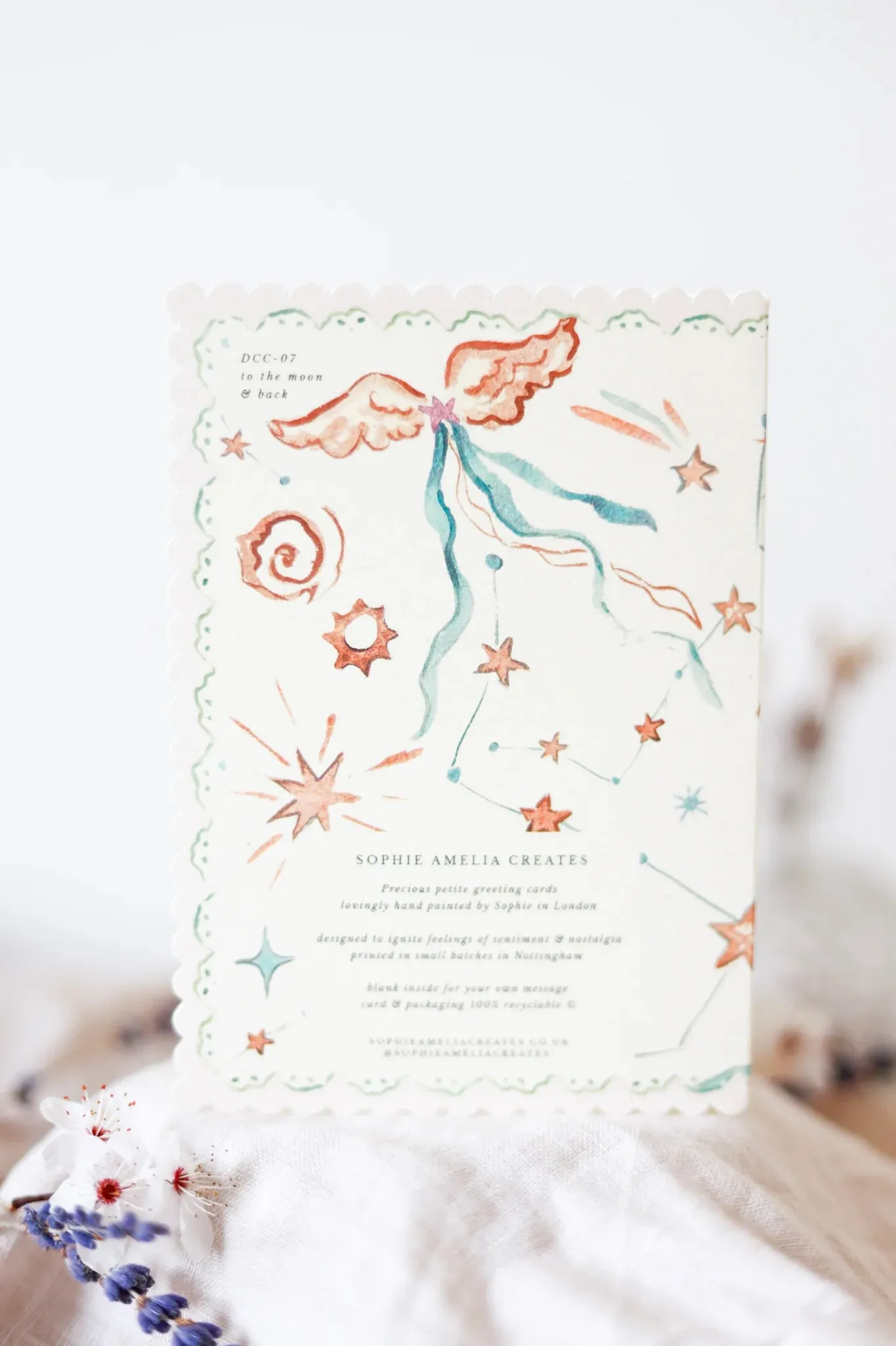 Love You to the Moon & Back Scalloped Edge Card