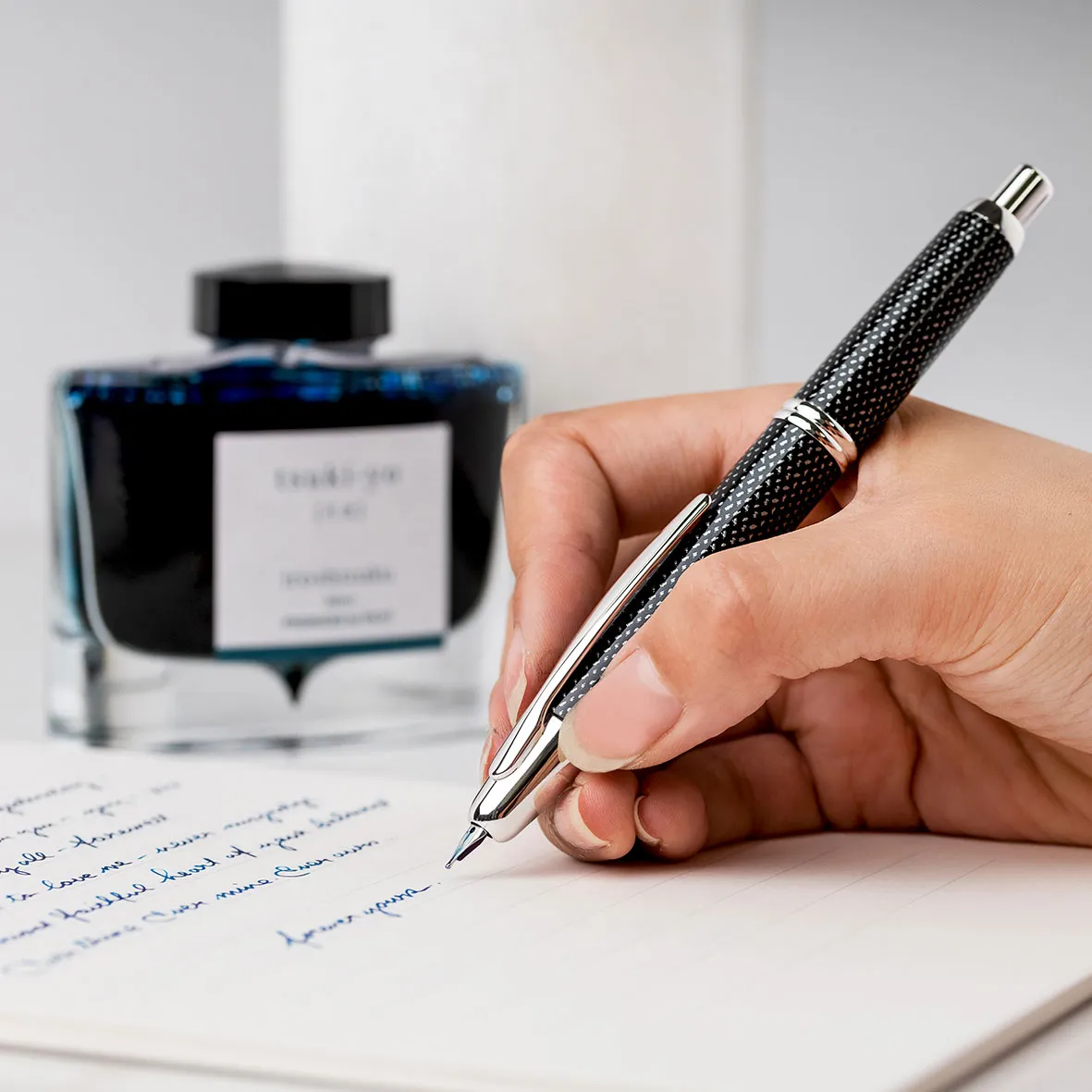 Pilot - Fountain Pen - Capless - White (Splash) <Outgoing>