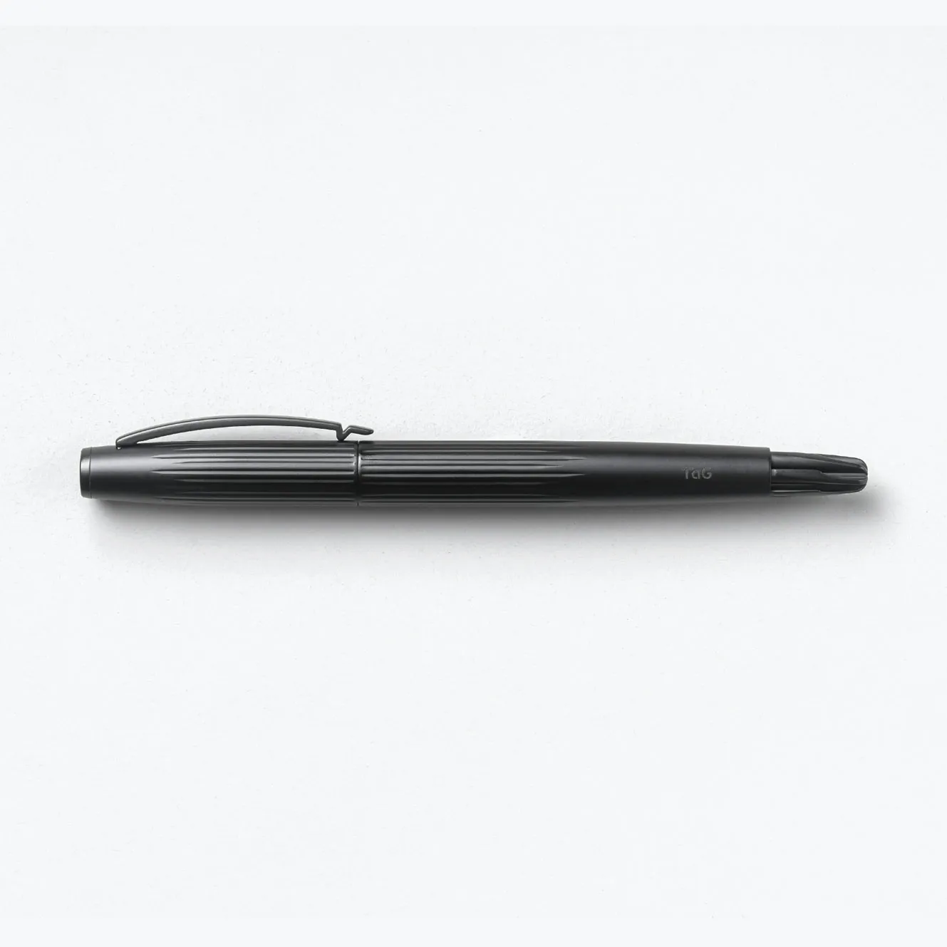 TaG - Fountain Pen - Submarine - Black (F)