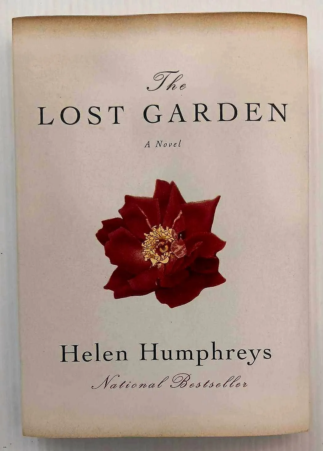THE LOST GARDEN - Helen Humphreys