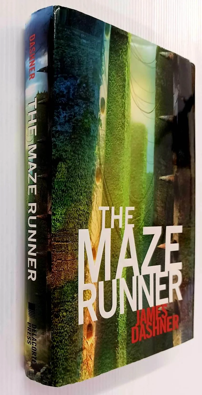 THE MAZE RUNNER - James Dashner