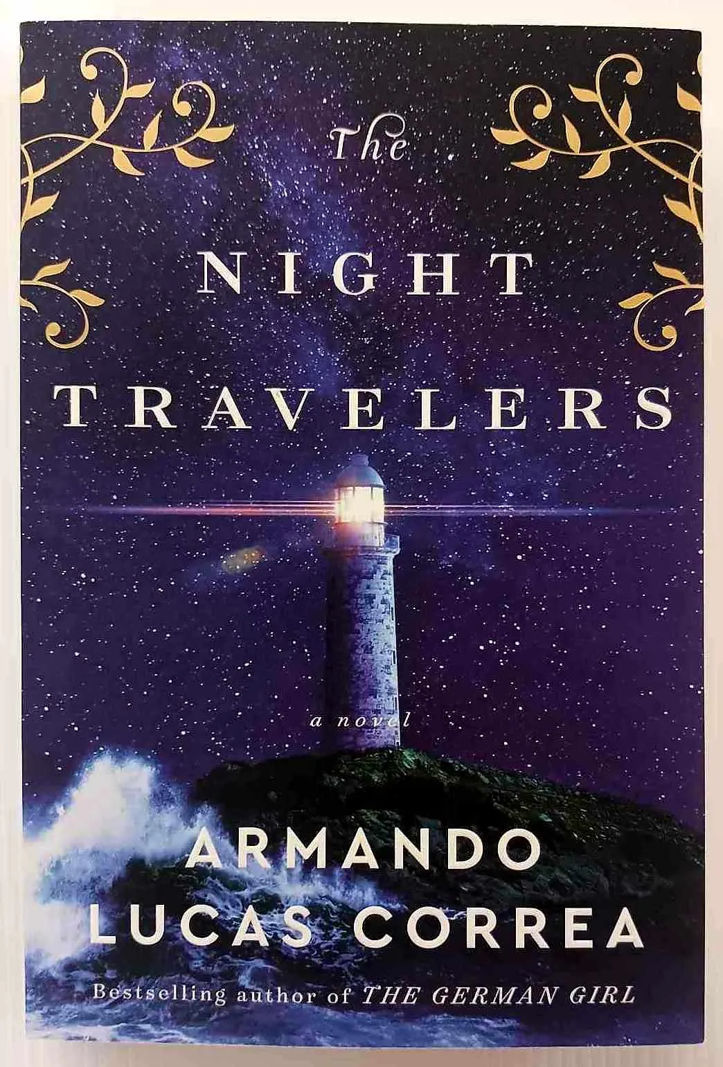 THE NIGHT TRAVELERS - Armando Lucas Correa