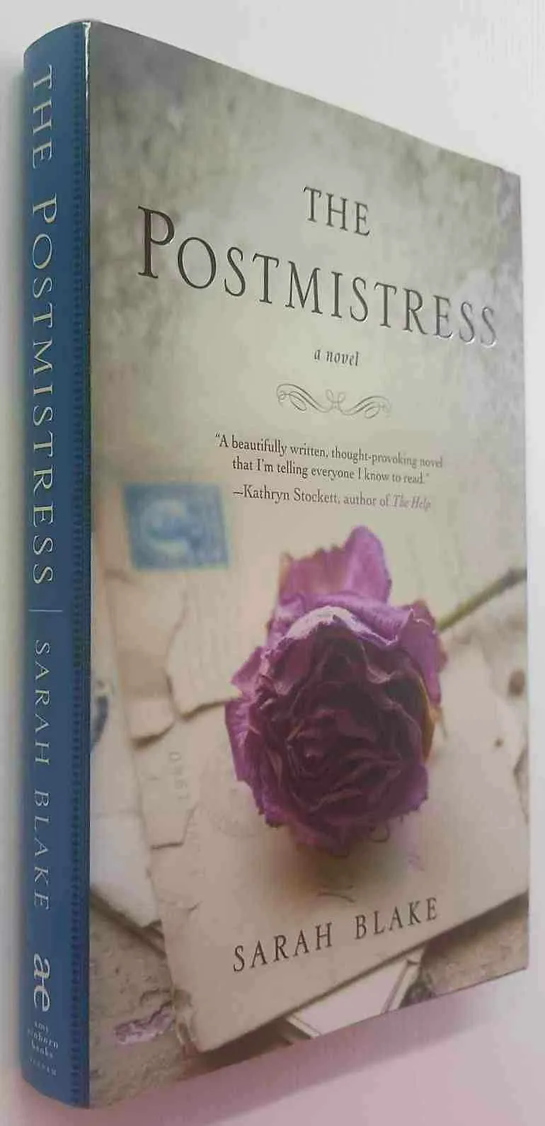 THE POSTMISTRESS - Sarah Blake