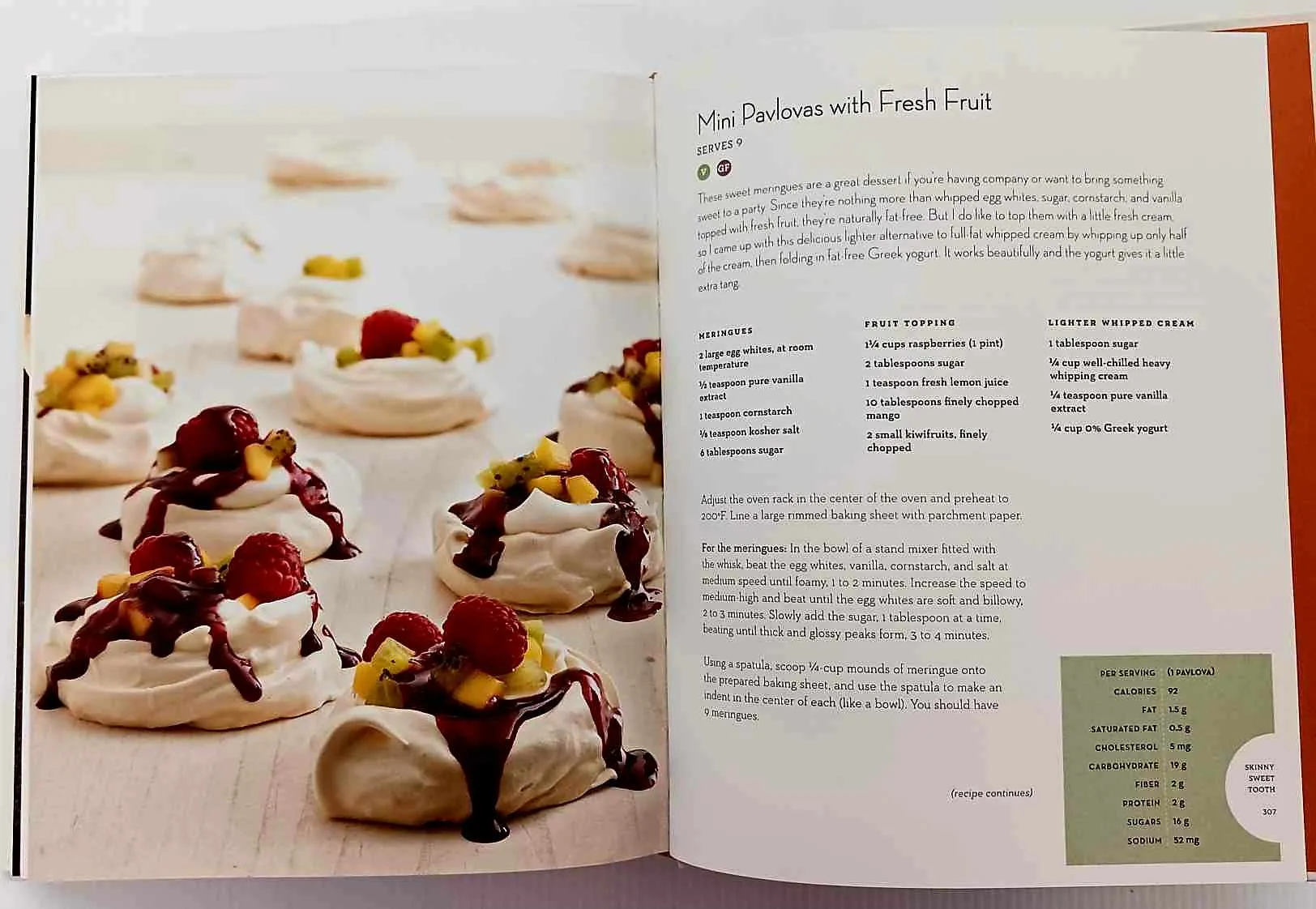 THE SKINNY TASTE COOKBOOK - Gina Homolka, Heather K. Jones