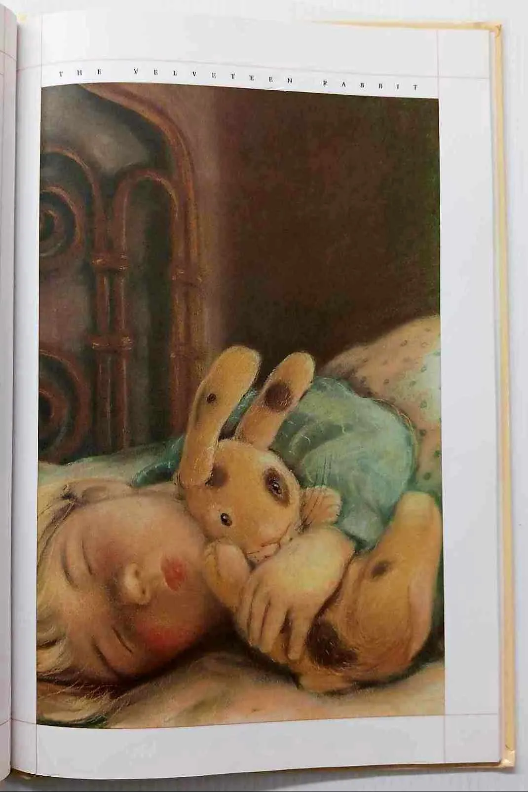 THE VELVETEEN RABBIT - Margery Williams Bianco