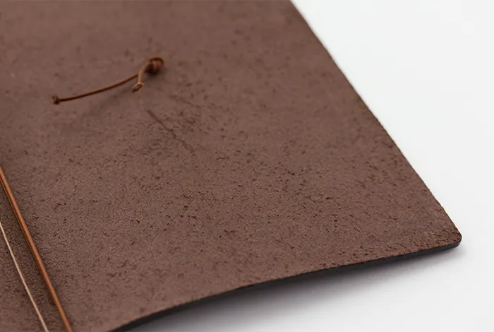 Traveler's Company - Traveler's Notebook - Regular - Brown