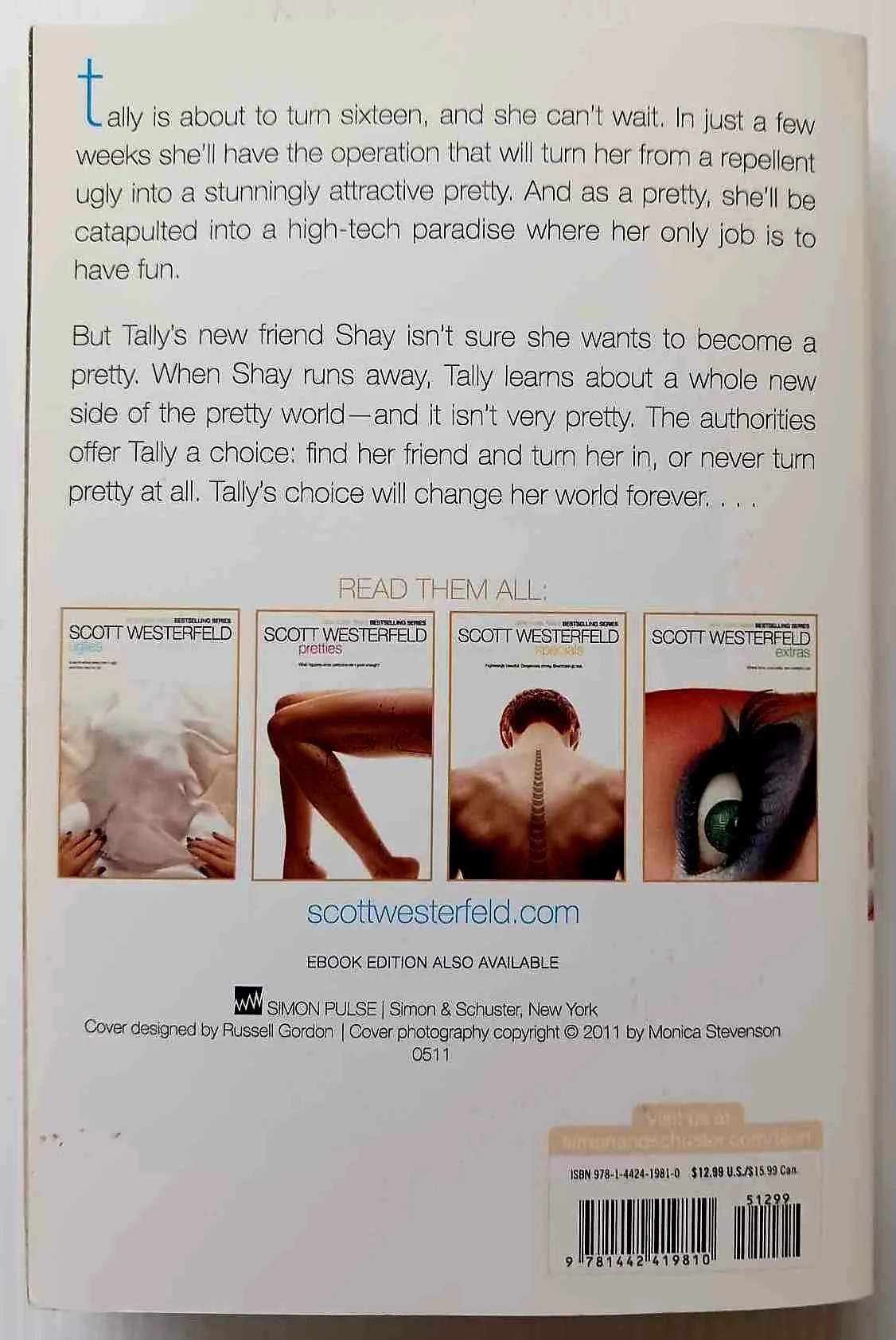 UGLIES - Scott Westerfeld