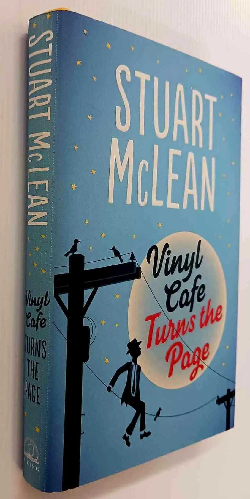 VINYL CAFE TURNS THE PAGE - Stuart McLean