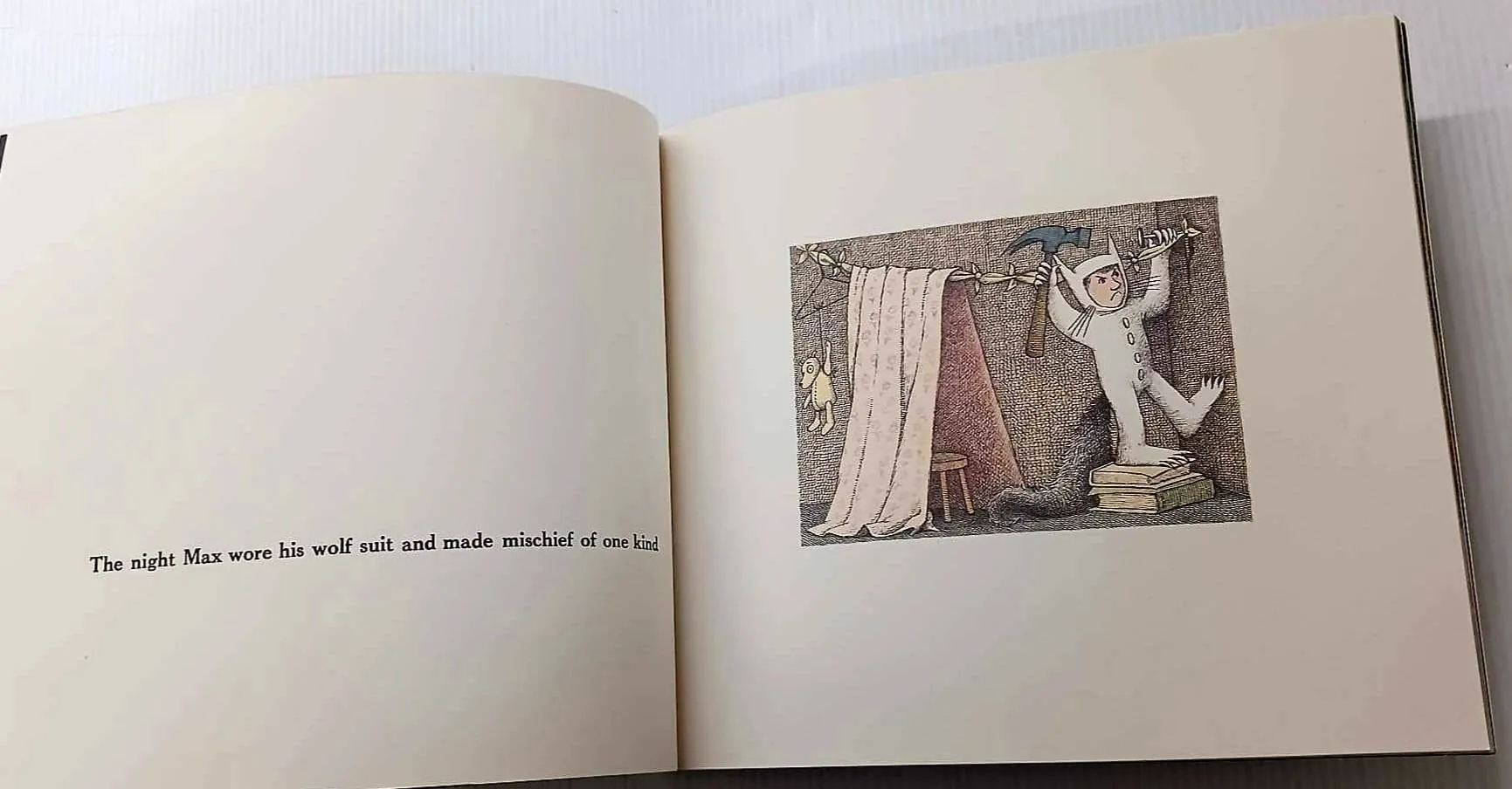WHERE THE WILD THINGS ARE - Maurice Sendak